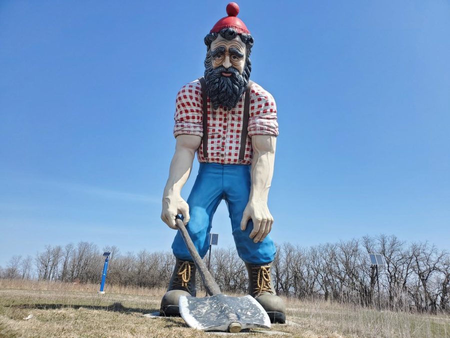 "Paul" by Tony Tasset. A sculpture on the GSU campus.