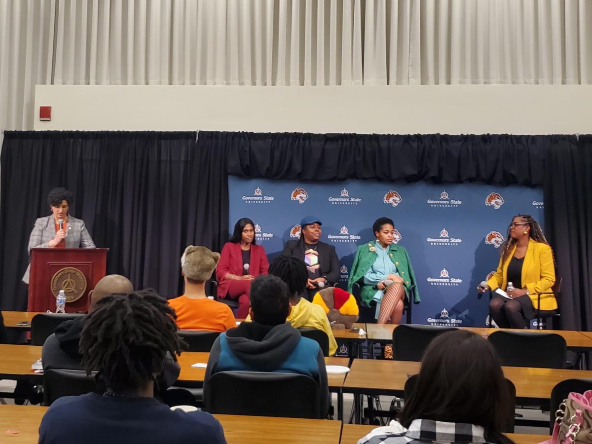 CCM Director Novia Pagone introduces the 'Radio Edit ' panel. From left: Novia Pagone, Sasha Ann Simons, Anna DeShawn, Ayana Contreras, and Joy Storm
