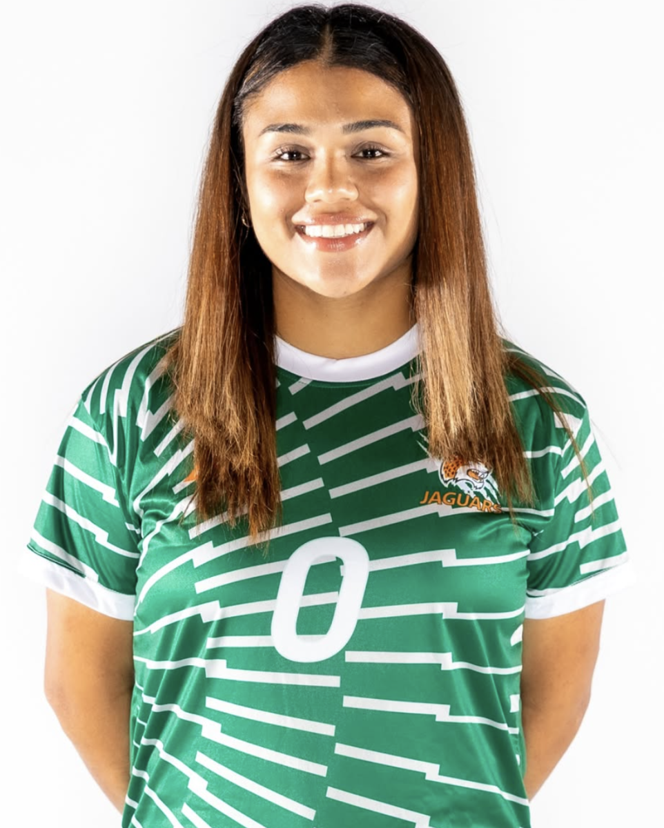 Goalkeeper Valentina Jimenez