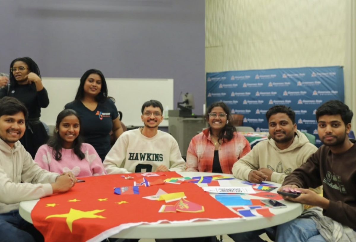 Students enjoy the Spring International Mix 'n' Mingle