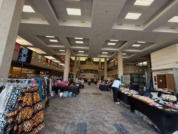 Navigation to Story: Spring Open Market brings together local vendors and community