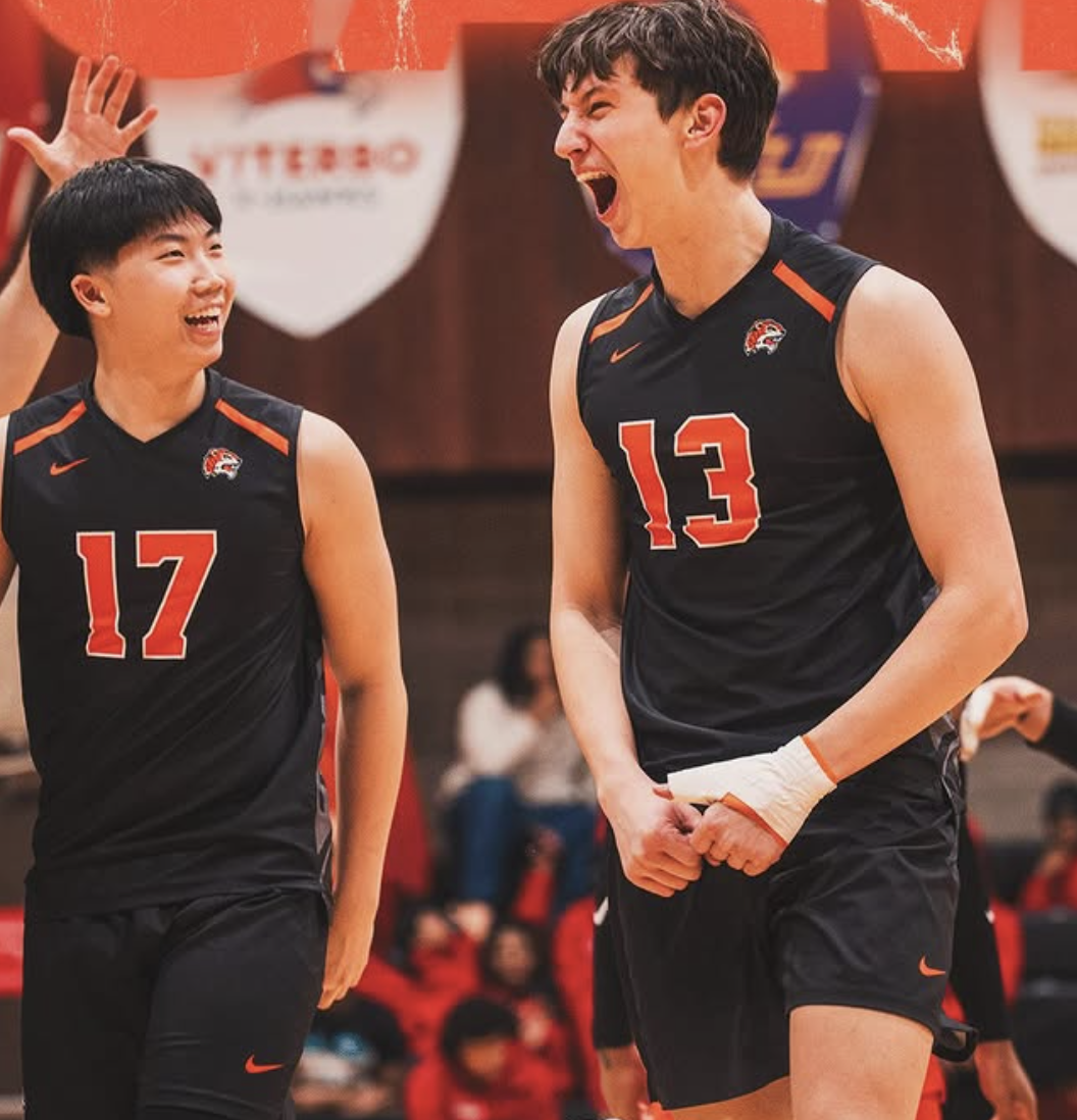 Men's volleyball team rattles off three straight sweeps